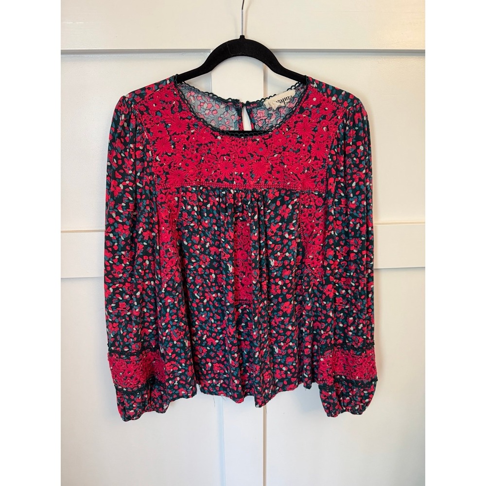 Savanna Jane long sleeve blouse size small